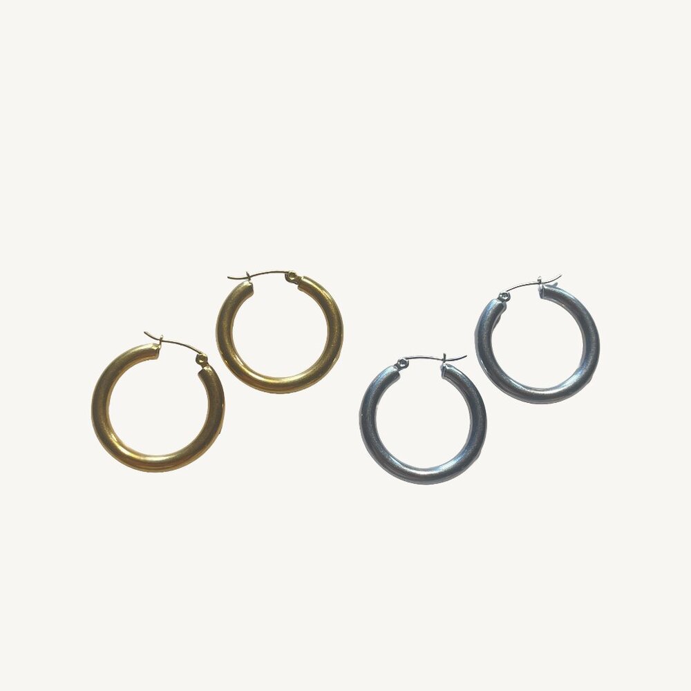 Claire's Set of 2 Pairs of Hoop Earrings Gold & Silver